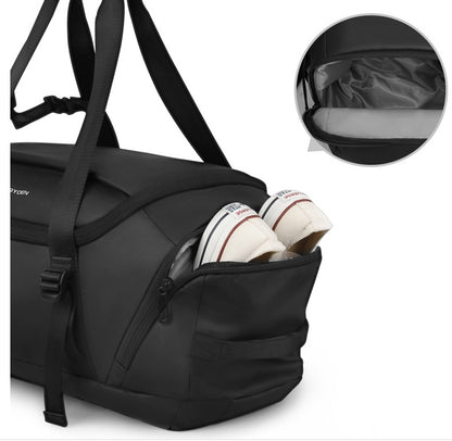 End compartment of the duffel open with trainers inside, and an inset of the internal divider